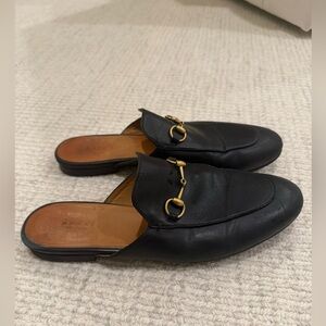 Gucci slip on womens mules size 40.5 - princetown shoe